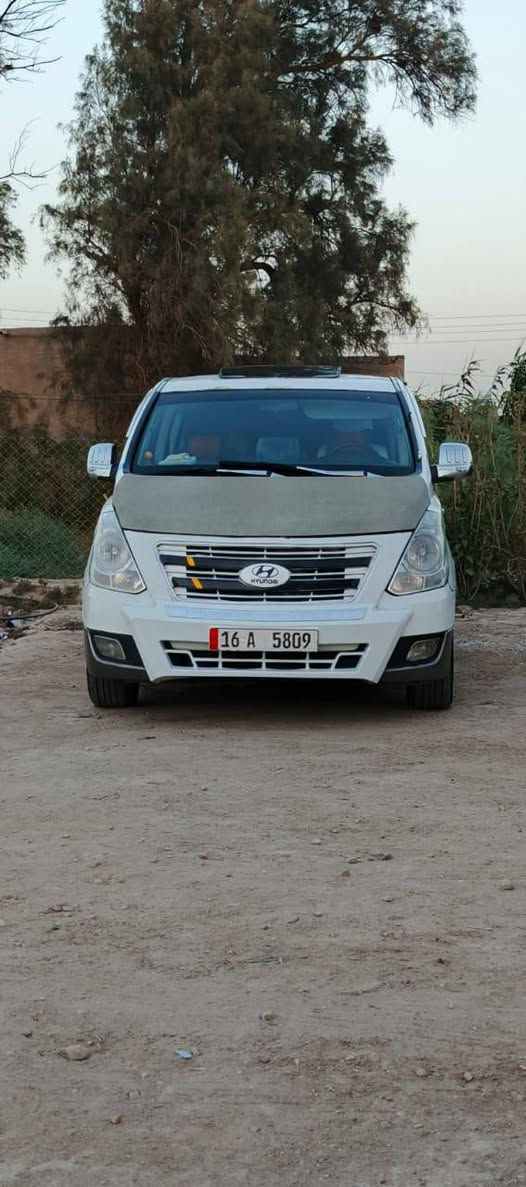 سلام عليكم ستاركس 9 للبيع  سياره جاهزه عل اخير گبل تشتغل عل زياره  طخم تاير باتري منضومه تبريد توني مسويه تبريد ثلج كمبريسر 20 نوزلات 9 مال كصه مكينه كارتون حداديه صدر كامل نفض عمبار جديد  منضومه زنون  رقم دولي سفري جديد شاشه كامره  السعر 140 وبيه مجال قليل مكاني ناصريه سوق الشيوخ   الاتصال عله الرقم ***********
***********
