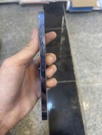 13 برو ماكس للبيع بطاريه ٩٣ ذاكره ٥١٢ نظافة فول السعر ٧٥٠ الف مكاني ال...