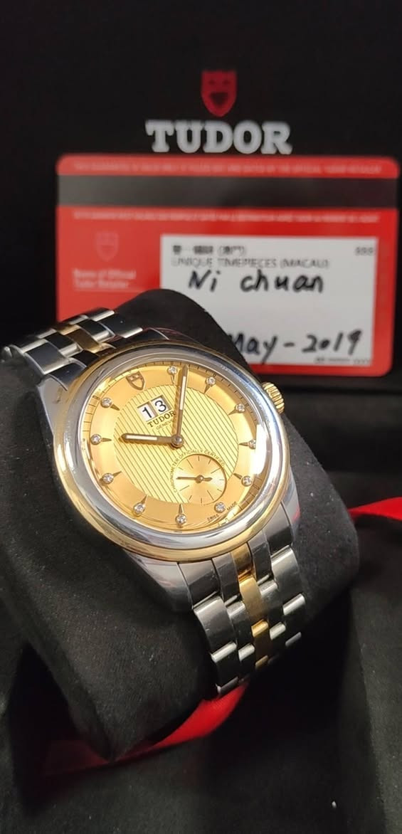 بسم الله الرحمن الرحيم ... 🌿
#اعلاااااااان #مزااااااااد
التقيكم #اليوم في بث مباشر على #صفحتي #الشخصية في تمام الساعة #العاشرة  #مساءا ان شاء الله ... فقرات المزاد #ثقيل #وسط #خفيف  وكذلك فقرة #الصفر ... حياكم الله وبالتوفيق للجميع


**إذا كنت صاحب هذا الإعلان وتريد حذفه لأي سبب، رجاءا أرسل رسالة إلى الدعم الفني**