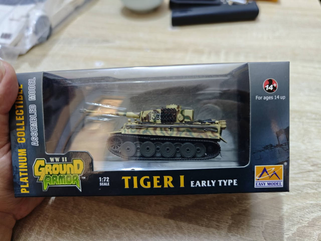 Tiger I the German tank 
حجم 1/72 

ماركة Ground armor

المادة بلاستيك 

الحالة جديدة لوك مفتوحة لغرض التصوير


**إذا كنت صاحب هذا الإعلان وتريد حذفه لأي سبب، رجاءا أرسل رسالة إلى الدعم الفني**