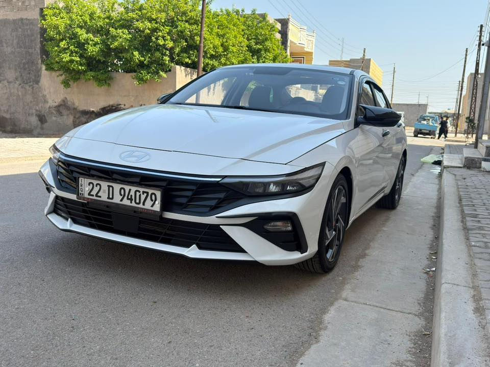 النترا 24 ماشيه 45 الف سياره مكفوله ونضيفه جدا مكان بغداد الكرخ  
سعر 140 بيه مجال بسيط ***********
