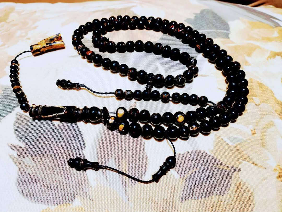 بسم الله والصلاه والسلام على رسول الله 💚 

سبحه يسر انيقه بتفاصيل مميزه ماشاء الله معرقه ومصدفه مقاس 9 ملى 100 حبه 2 عداد

السعر خاص او اترك تعليق 
شحن محلى ودولى 🌹


**إذا كنت صاحب هذا الإعلان وتريد حذفه لأي سبب، رجاءا أرسل رسالة إلى الدعم الفني**