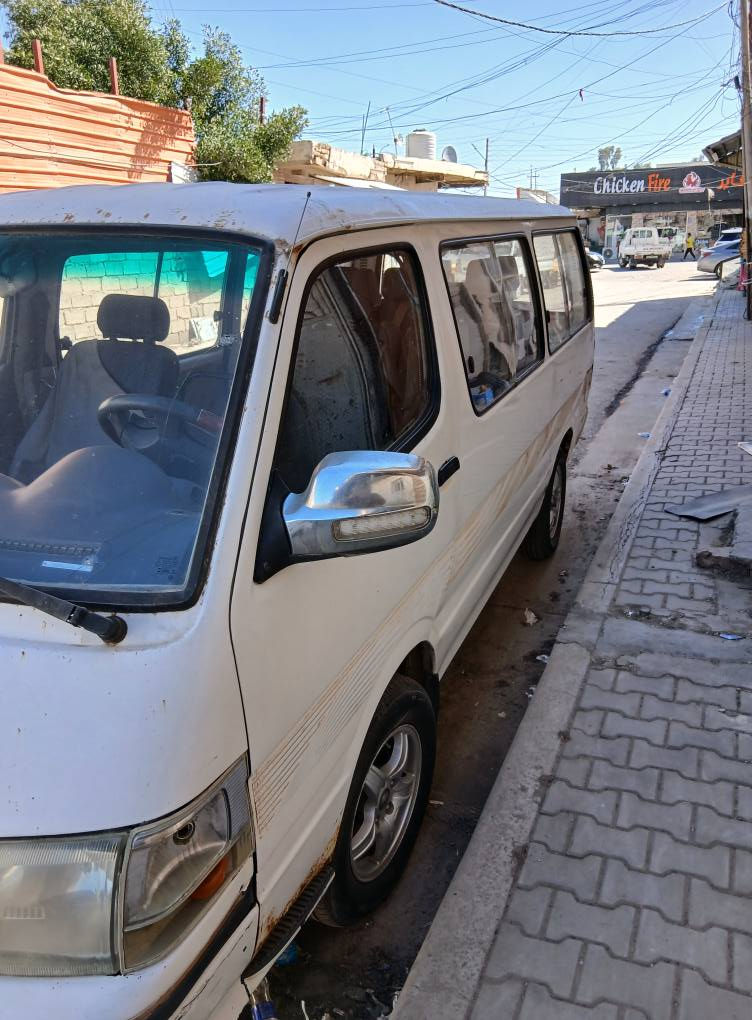 سلام عليكم كية باص زي الشرطي ٢٠١٦
كير ومكينة مكفولات صدر جديد سيارة نقصهة غرفة غرفتهة تعبانة وموضحلك كلشي فديو 
***********
غير متواجد على الفيس
