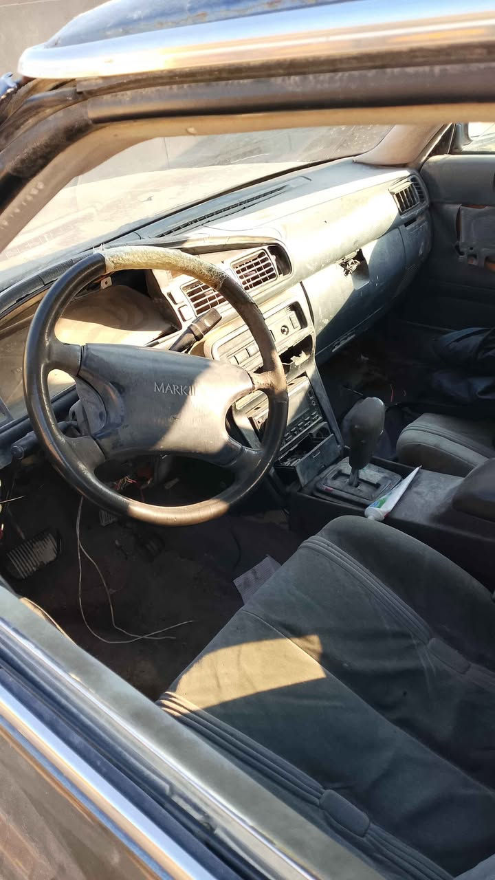 مارك كثيف رقم بصره سنويه جديده مكفوله من الكص ونغل مكينه وكبر ونجي والبديل شوف العين اسعر 25عنوان زبير *********** Singapore
