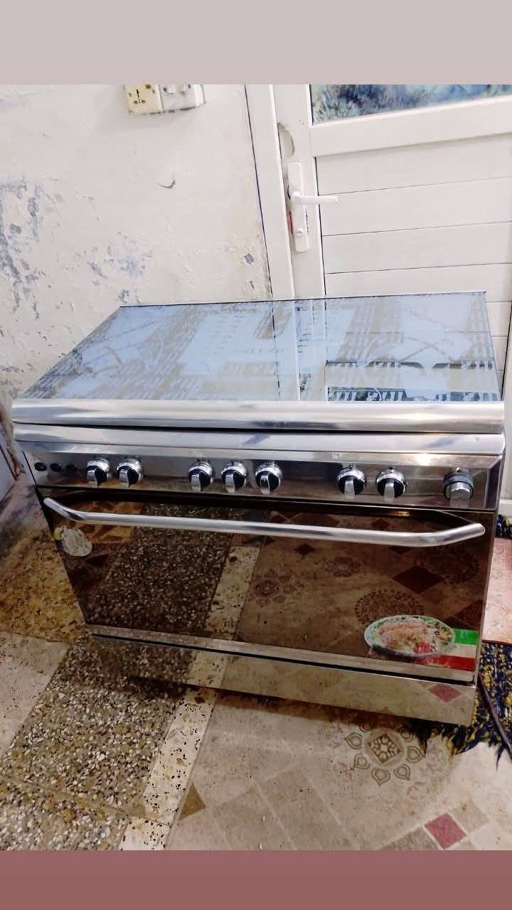 طباخ للبيع خمس مشاعل اخو الجديد إستعمال قليل شرط الفحص ناره كلش حلوه سعره 190 مكانه نجف حي الرحمه رقم الموبايل ***********
