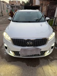 سورنتوللبيع وارد خليجي موديل 20 السياره كير ومكينه وحداديه كفاله السبا...