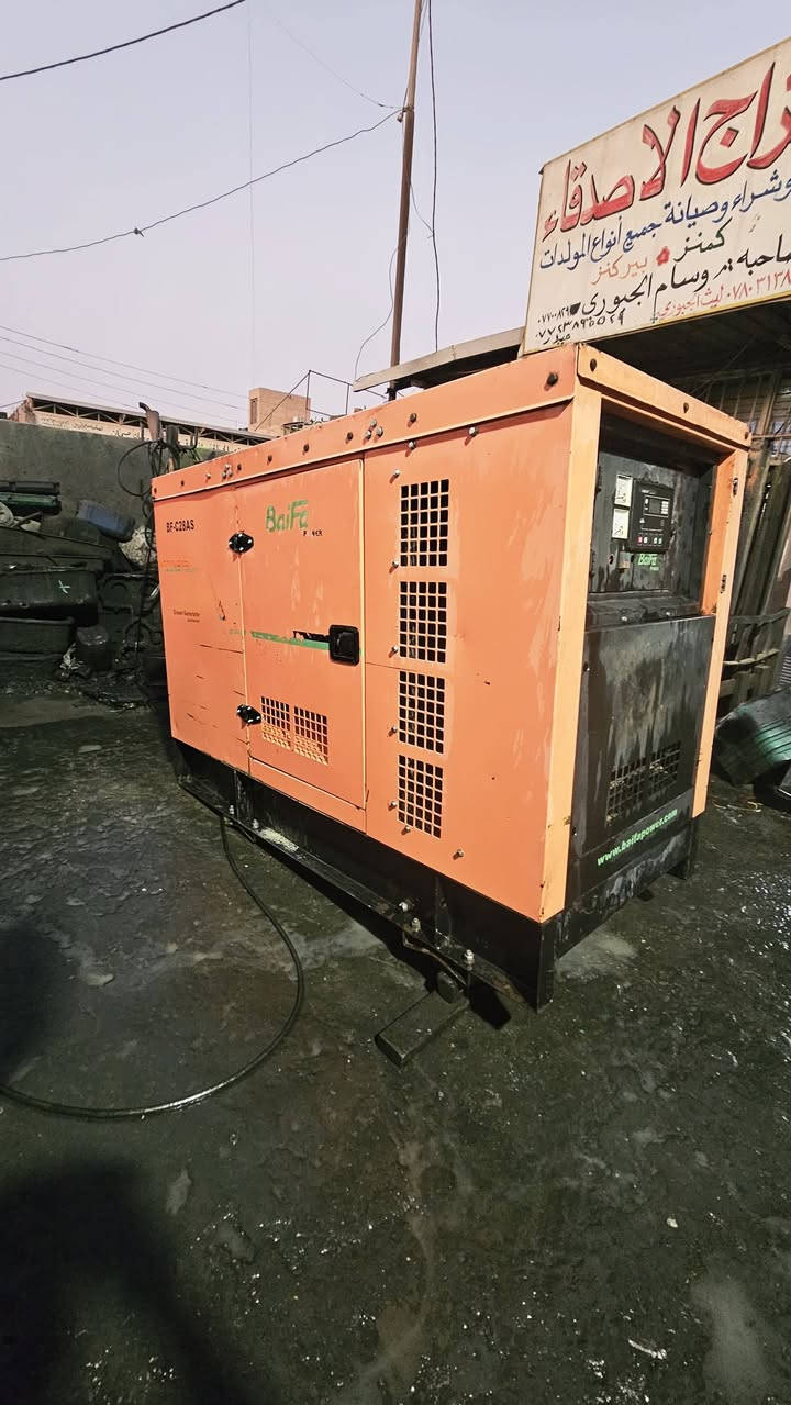 كمنز 40kva كاتم 
محرك كمنز 102 
4 سلندر 
سعره قفل 34 ورقة مابيه مجال 
120امبير 
ضمان 10 ايام صيانة واستبدال 
شاشة نظام حماية واتو تشغيل 
كراج الاصدقاء للمولدات الكهربائية 
*********** للتواصل
السعر بلاش البلاش 
وشرط محرك ممفتوح امريكي 
وتوليد غير ملفوف
