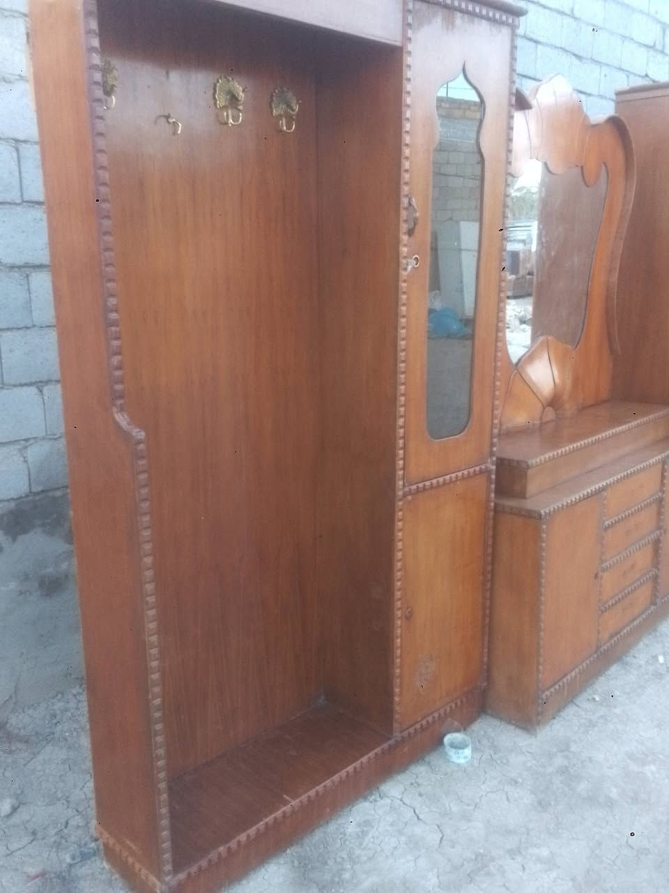 اللهم صل على محمد وال محمد السلام عليكم غرفه تسكام درجه اولى ست بيبان جاهزه قفاله  صبغ السعر 400 بابل القاسم خلف حسينيه نعمه ال محيسن ***********
