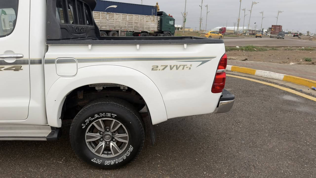 تيوتا هايلوكس  2014
سعودي كفاله عامه 
اوتماتيك 
العنوان: واسط صويره
***********
