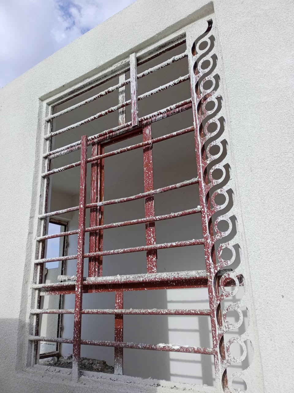 كربلأ المقدسه 
سلام عليكم صباغ متفرغ.
نشتغل كافه اعمال الصبغ.
حديد تنضيف وصبغ واجهات داخل خارج صبغ ديكورات
*********** ابو معصومه
