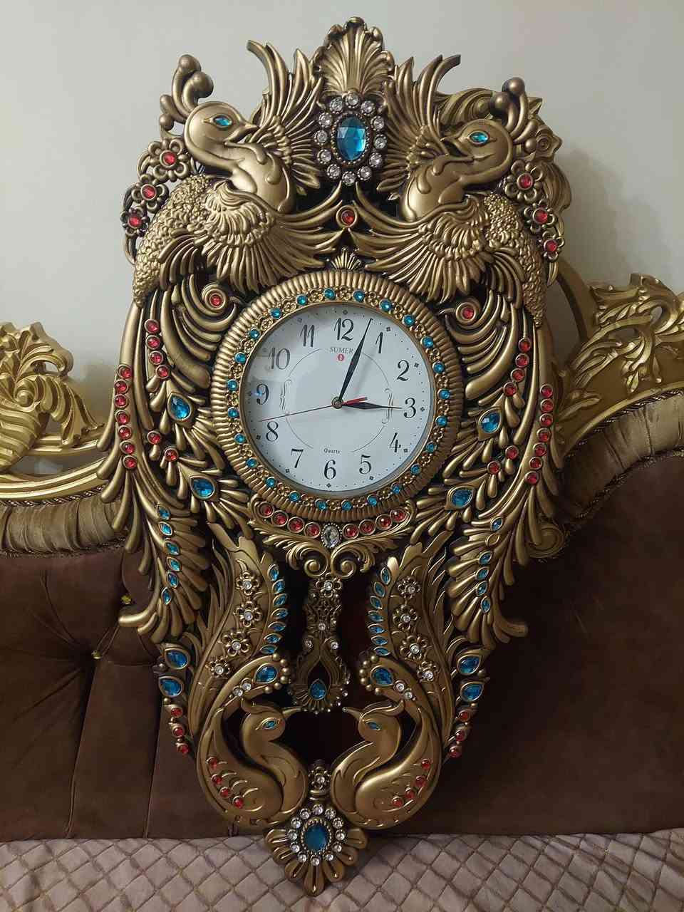 ساعه عدد ٢ البيع سعر ٣٠ الف بكان بغداد ***********
