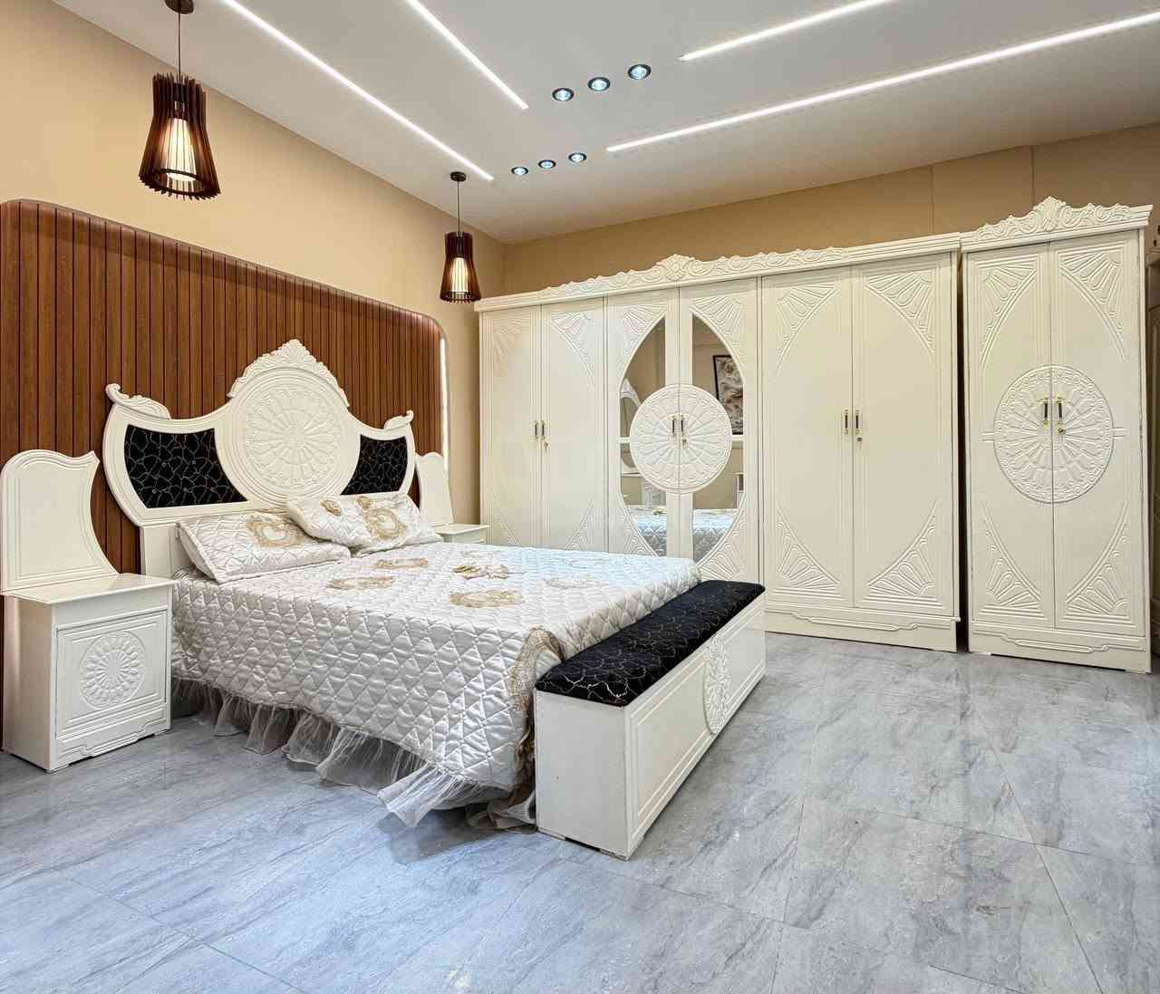 السعر // مليون فقط 😍

🔅تفاصيل الغرفة المرمري  ....

 خارج ٤ملم ام دي اف 🔺
وداخل معاكس ٣ملم 
صبغ حراري  درجة اولى 

عدد القطع  ٧ قطع 😍
🔺1 //جرباية  قياس  ١٦٠ × ٢٠٠ 
🔺//ميز جانبي ايسر قياس ٥٠
🔺2// وميز  جانبي  قياس ٥٠
🔺3// زاوية ارتفاع مترين عرض ٨٠
🔺4// وميز بلازمه  
🔺5//وميز مراية ارتفاع مترين عرض ١٢٠
🔺6// وكنتور ٦ باب  ارتفاع مترين و١٥ طول ٣ متر و١٥

القطعه الثامنة حسب الطلب شازلون
سعرها ٥٠ الف ❤️

(توصيل مجاني مركز بغداد )
التوصيل يشمل الشد مجاني 🔥
(اطراف ٥٠)
باقي المحافضات حسب البعد
شازلون سعرها ٥٠ الف
شازلون مخزن ٧٥ الف
توصيل لجميع المحافظات العراق 🇮🇶
للحجز والاستفسار مراسلة الصفحه او واتساب ‏‪***********‬‏
