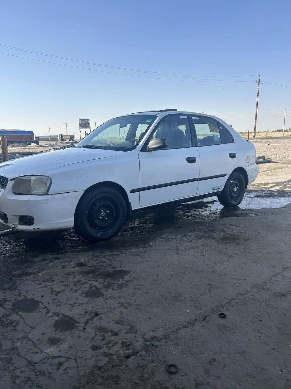 سلام عليكم للبيع هونداي فيرنه 2001رقم إنكليزي تبريد ثلج العنوان سامراء 
يرهم امراوس حسب القناعه 
رقم المبايل ***********
