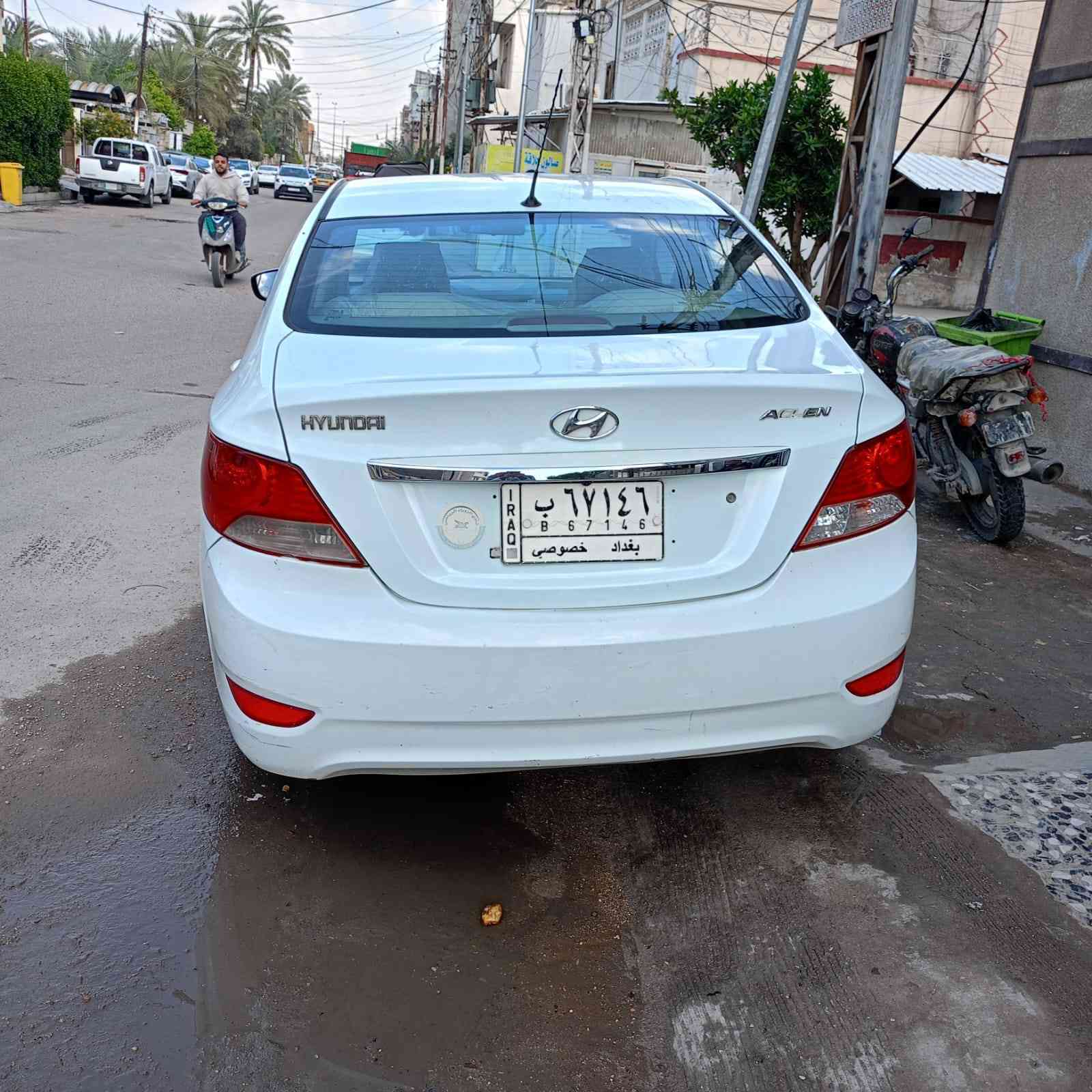 السلام عليكم للبيع اكسنت خليجي 2011 مكينه 1600 
سياره جاهزه بدون حادث بدون تبديل بيها ملاحظات بسيطه 
السعر /92
العنوان / بغداد - الصليخ 
الاتصال /***********
