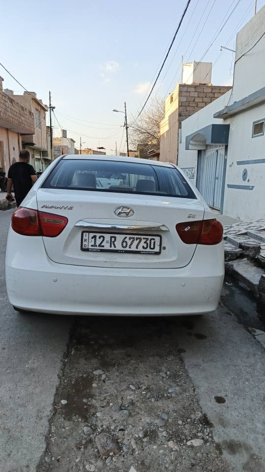 السلام عليكم 
‏افانتي ٢٠١٠ 
‏محرك ١٦ 
‏لون ابيض رقم نينوئ 
‏توماتيك + فول كهربائي 
‏(كير بي صفنه ع ثالثة) 
‏كاربون بيها 
‏الضرر : لقود دبلات 
‏مصبوغه حزام 
‏السعر 9.000دولار 
‏(90 ورقه) 
‏الموقع ((موصل-موصل جديدة)) 
‏رقم ((***********)) موصل, نينوى
