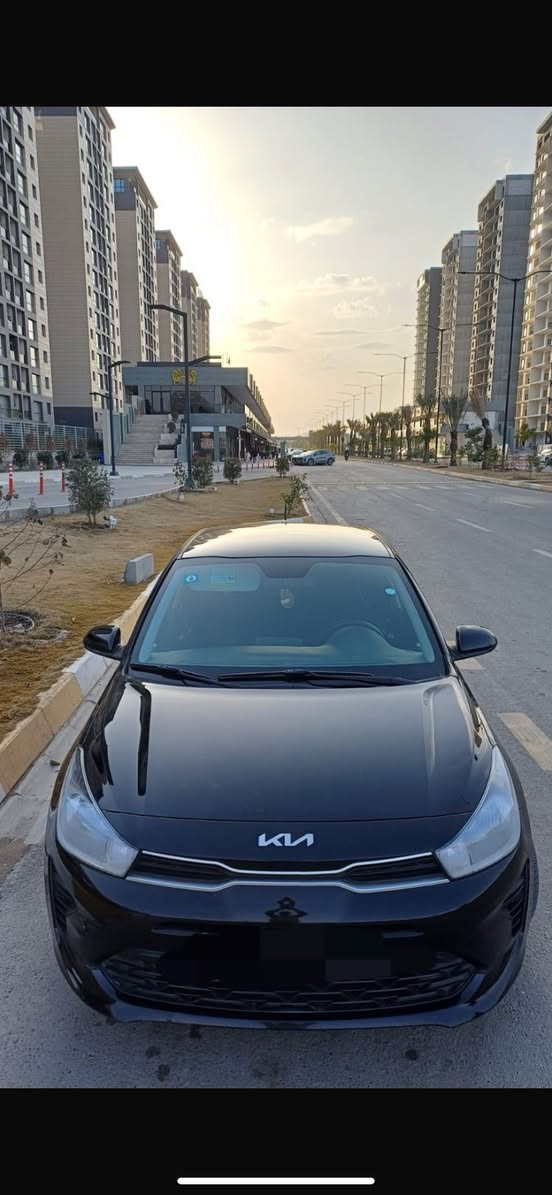 السلام عليكم مرخصة الادمن المحترم.
كيا ريو 2023  للبيع

سيارة كفالة من صبغ 
بيها فقط جاملغ خلفي وقبق جنطة وجاملغ كلير

سيارة بجمً كبس
شاشة جبيرة
تحكمات ستيرن
سيارة فول عدة الفتحة 
مكينة كير كفالة
سيارة ماشية 53 الف

مكانها حي جهاد للتواصل
السعر ١٢٤ وبيها مجال بسيط 

0780 767 2350
