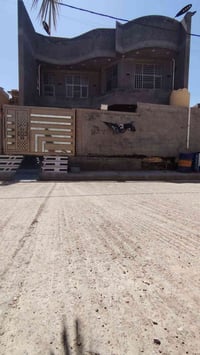 🏡 للبيع – دار سكن في منطقة سبيس 📍 الموقع: منطقة سبيس، مقابل مدرسة أبي ...