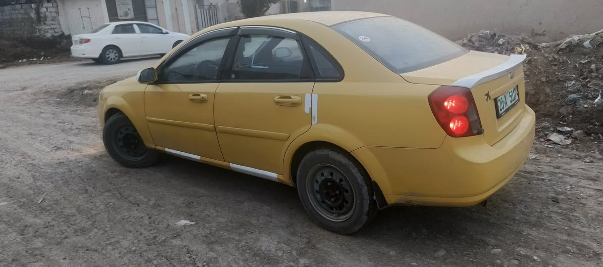 السلام عليكم سياره اوبترا للبيع موديل 2010 سياره بلادي اللون اصفر سياره حداديه جديده تخم تاير جديد سنويه جديده بسمي تحويل ثاني يوم طابوكه جديده سياره نقصها بس تبريد *********** التواصل ع رقم
