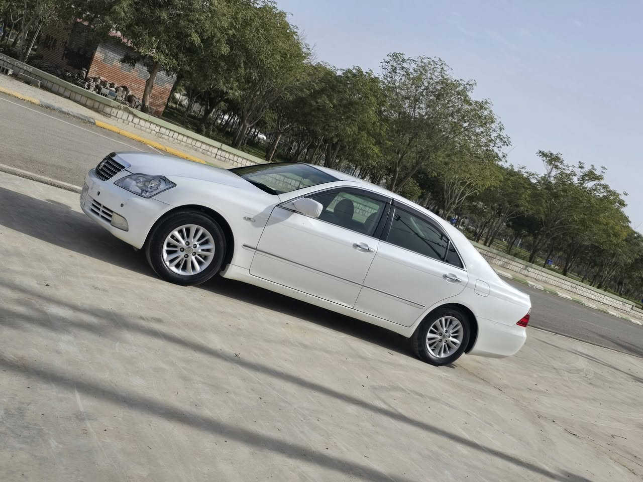 2006
مووس 
گيروو مةكينة گةورة بئ دووكةل 182
3دووكنة بةردة 
شاشة كاميرة حاسة 
جلدي دووبةي 
1بارجة بؤياخ ئةوروبا 
بئ مةسرف 
سعري 66مةجاليكي كةم 
شوين كةلار 
***********
