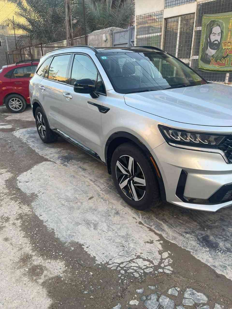 سلام عليكم رمضان كريم 
سورنتو 22 وارد امريكي
فول مواصفات أعلى فئه 
ماشيه 36
حادثها قبق جنطه مثل مموضح بل صور
رقم بغداد ومكاني بغداد
السعر 265
رقم ***********
