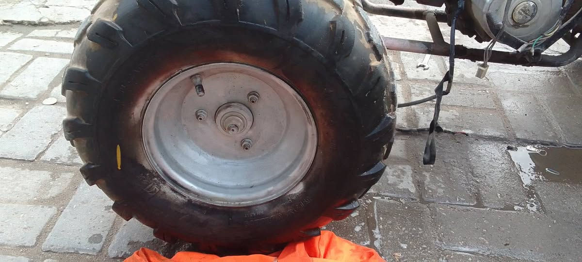 صالنصه ام الاثنين رياضي وظخم تاير لسكن كماليه


**إذا كنت صاحب هذا الإعلان وتريد حذفه لأي سبب، رجاءا أرسل رسالة إلى الدعم الفني**