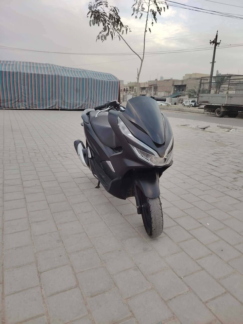 شباب سلام عليكم درجة بي سي اكس جيل ثالث دراجة جديدةمال رمبه شرط وكاله مكينة ناعمة شلعه ومعدل ماشيه 21حقيقي خير من لله استفسار على هذا رقم ***********
