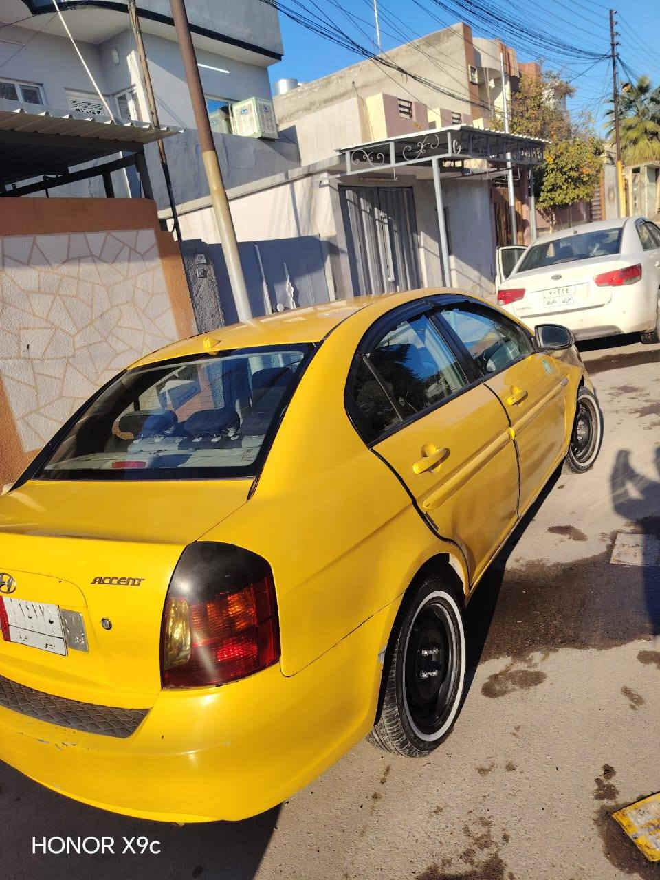 للبيع اكسنت كندي  موديل 2007 رقم ديالى السعر77وبيها مجال ***********
***********
