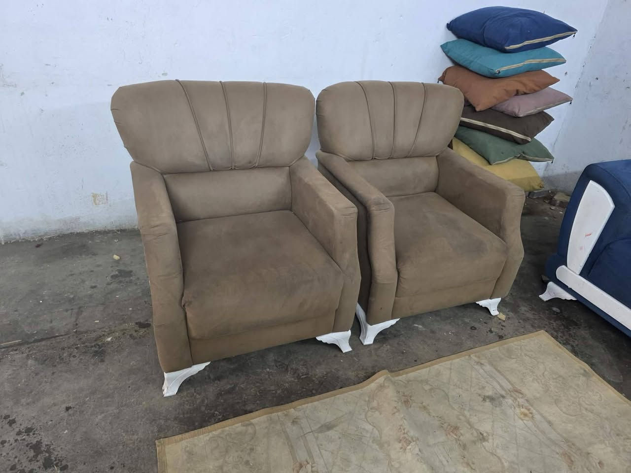 ديوان تركي ١٠ مقعد يجي وياها مفرش وكوشات سعر ٢٠٠ المكان بغداد الشعلة ويوجد توصيل لجميع المناطق بغداد


**إذا كنت صاحب هذا الإعلان وتريد حذفه لأي سبب، رجاءا أرسل رسالة إلى الدعم الفني**