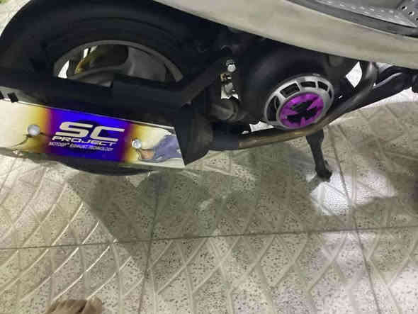 سلام عليكم دراجه ماكس منغولي مامفتوحه ختم واحد صار شهر من طالعه من معرض بيه وصل دراجه نضيفه وما متعوبه كهربائيات كله شغاله مكاني حله قبل سيطره أثار 
رقمي***********
