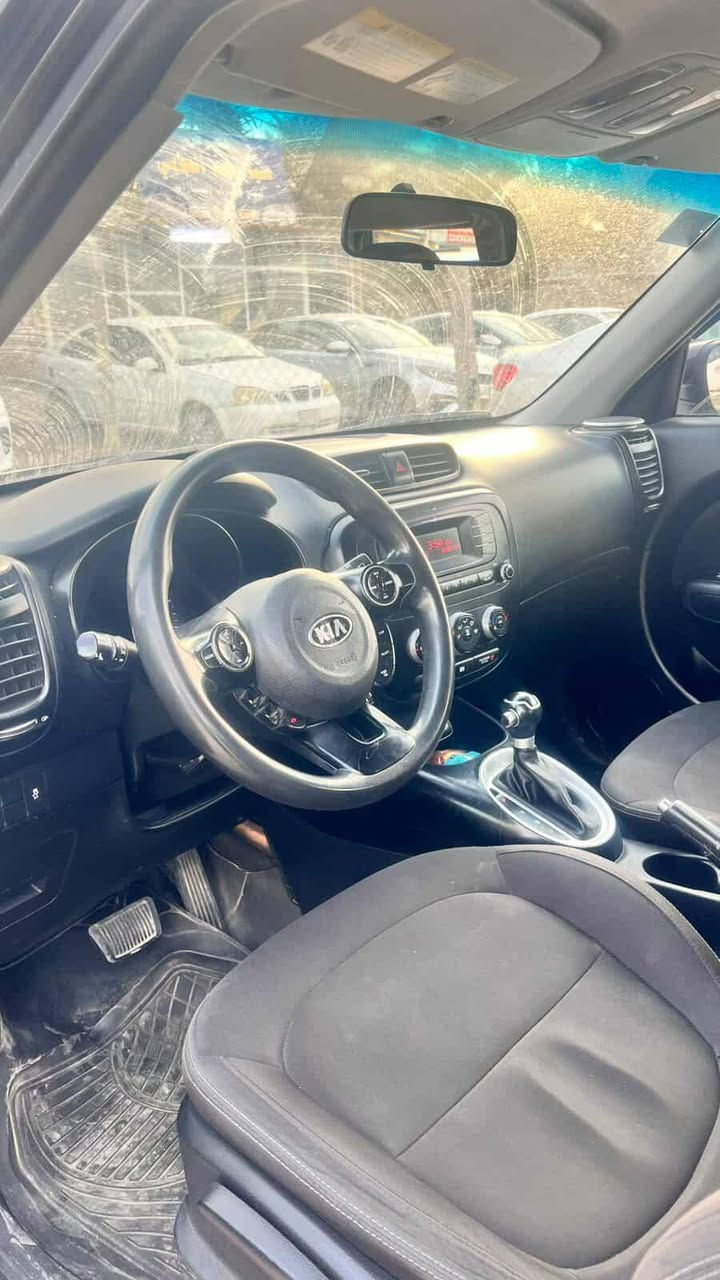 السلام عليكم كيه صول موديل ٢٠١٦ وراد أمريكي السيارة بيها رشات صبغ مكينه ١٦٠٠ رقم بغداد دولي تحويل ثاني يوم مكاني بابل السيارة تبريد تدفئه مكينه كير حداديه مكفول بدون دواخل السونار مرفق بالمنشور السعر ٩٥ وبيها مجال مكاني بابل للاستفسار الاتصال على الرقم ***********
