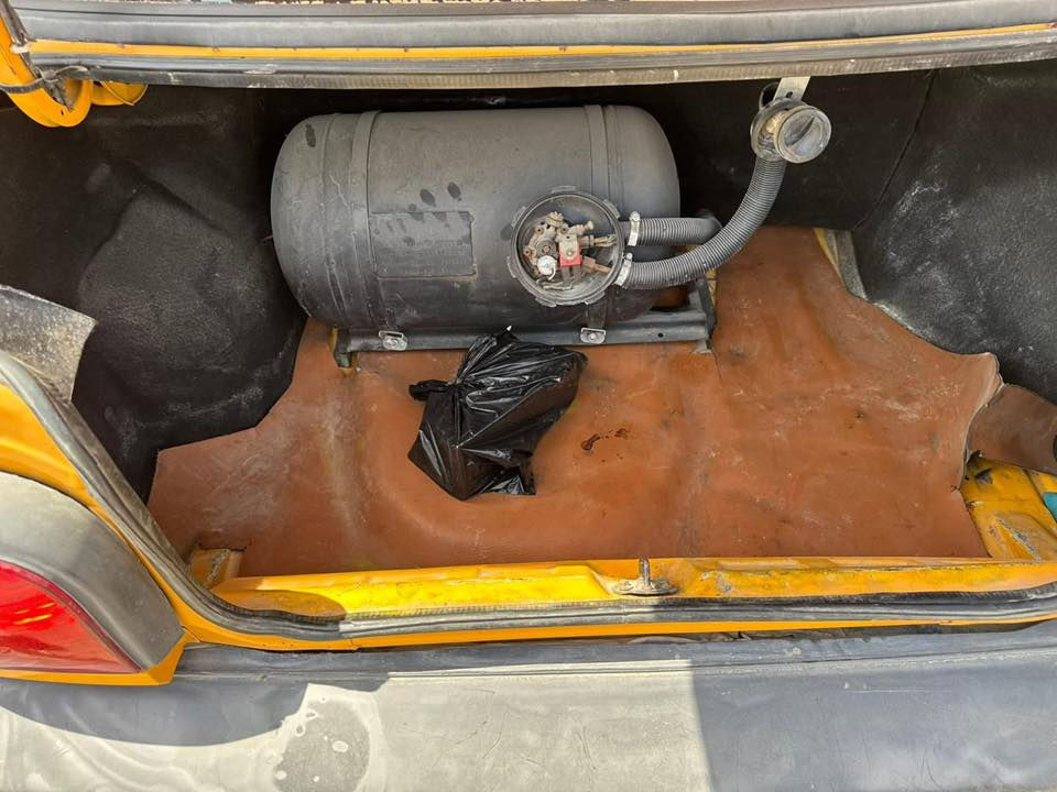 سلام عليكم
سايبه موديل2018 
رقم واسط مشروع وطني 
بيه منظومه غاز 
تخم تاير جديد 
سعر 45 بيه مجال 
بغداد 
*********** واتساب
