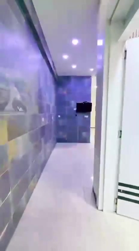 دار 🏠 للايجار
📍الموقع زيونة محلة 716

📌📝التفاصيل 

      يحتوي على ثلاثة غرفة نوم وصالة ومدخلين وحمامين وسبالت وستائر وحديقة بمساحة 100متر وشلاال داخلي ومطبخ حار 🌶️ وبارد وغرفة ألى الخادمه وكاامرات 

كهرباء ⚡️ خصخصة  

#تفاصيل أكثر داخل الفديو 🔻

☎️☎️

لمعرفة باقي التفاصيل يرجى الاتصال

***********

#في_حال_عدم_الرد_على_الاتصال_قم_بأرسال_رسالة_نصية_عبر_الواتساب_في_حال_أستفسار_عن_عرض_أو_طلب_عرض

#نستقبل_جميع_عروضكم_البيع_والايجار

#يوجد_لدينا_عروض_مميزة_في_كافة_أنحاء_زيونة_بيع_أيجار_شراء_قطع_أراضي

#متابعة_الصفحة_للأستفادة_من_العروض_الجديدة

#مجموعةعقارات #الشرق #الأوسط أختياركم_الافضل
