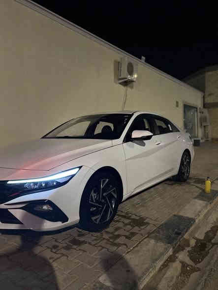 النترا 2025 تجميع الصين 
فول مواصفات 
سيارة مكفولة ماعدة دحجة بالجاملغ الورة ومرتبة بدون صبغ  ورصعة بالباب الخلفي الجهة الخلف العبري 
ماشية ١٨ الف 
سيارة جاهزة وتخبل احلة من التصوير. 
سيارة ع وضع الوكالة 
السعر ب ١٤٢ وبيهة تسهيل 
تواصل خاص 
او 
*********** واتساب
