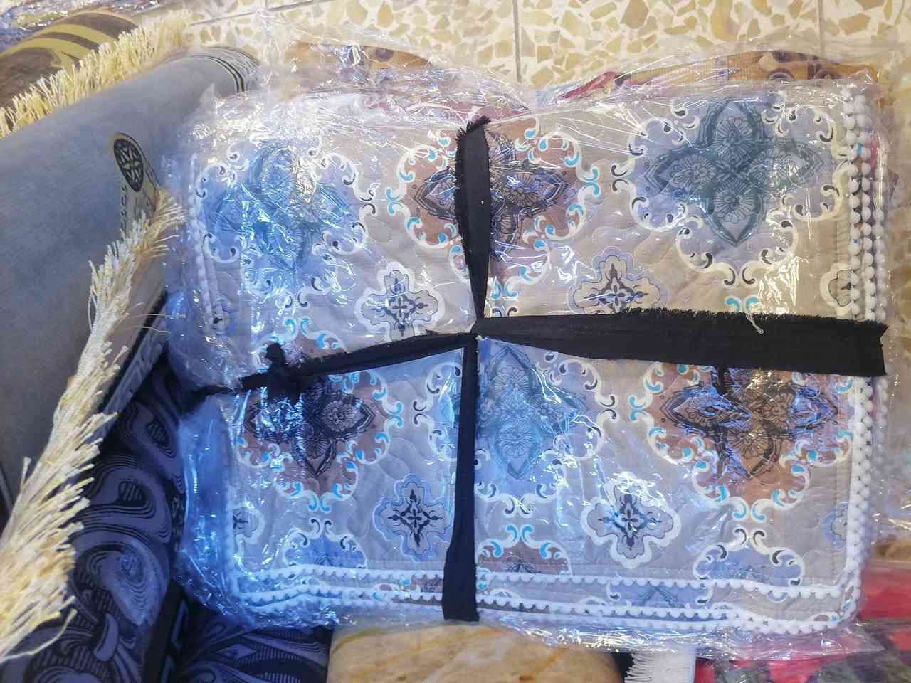 اللهم صلِّ على محمد وآل محمد الطيبين الطاهرين 
عروض على وجه المخده 
المقدف 
الحبل العماني 
القطني 
الصيفي 
بدل ال4000الزوج 
صار يمي جوه الجمله الزوج بس ب2500
بلاش عمي بلاش 
الكميه خير من الله


**إذا كنت صاحب هذا الإعلان وتريد حذفه لأي سبب، رجاءا أرسل رسالة إلى الدعم الفني**