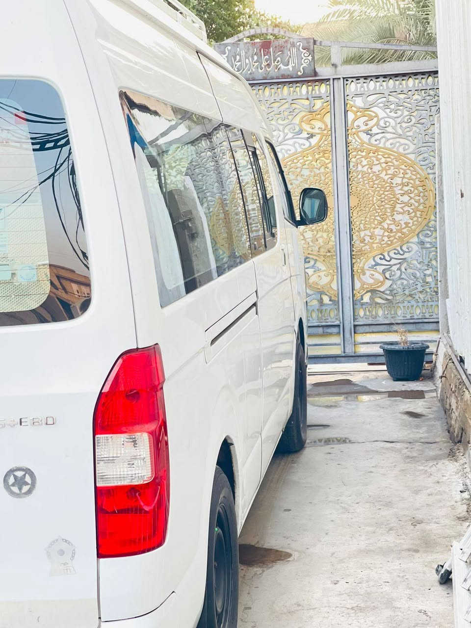 سلام عليكم عندي جنبي عاليه H2 رقم كربله ألماني  للبيع رقم الهاتف ***********
