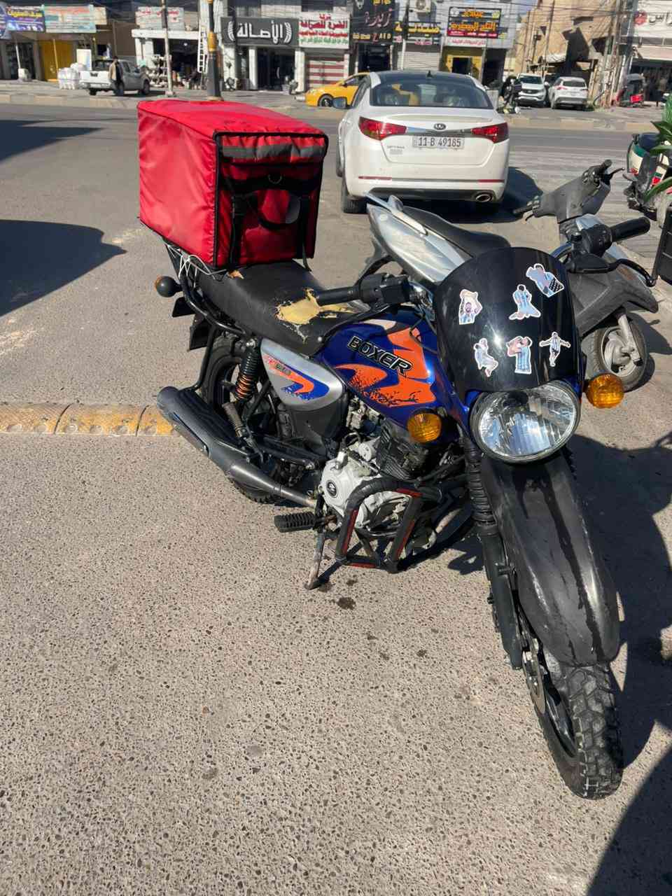 السلام عليكم شباب
بوكسر للبيع موديل ٢٠٢٢ 
الدراجه تخبل كلشي مناقصه ناقصه بس اليده مال هندر
ممفتوح برغي بيه الدراجه بلادي بيه نقوصات بسيطه كلش يعني تاخذه تشغل وتطلع بيه اوراقه كامله اصوليه بس ممرقمه ينفتح الترقيم تطلع بوجهك ترقم السعر مليوم ونص رايده وبيه مجال بسيط 1.500.000 وهذا رقمي *********** مكان الدراجه بغداد السيديه
