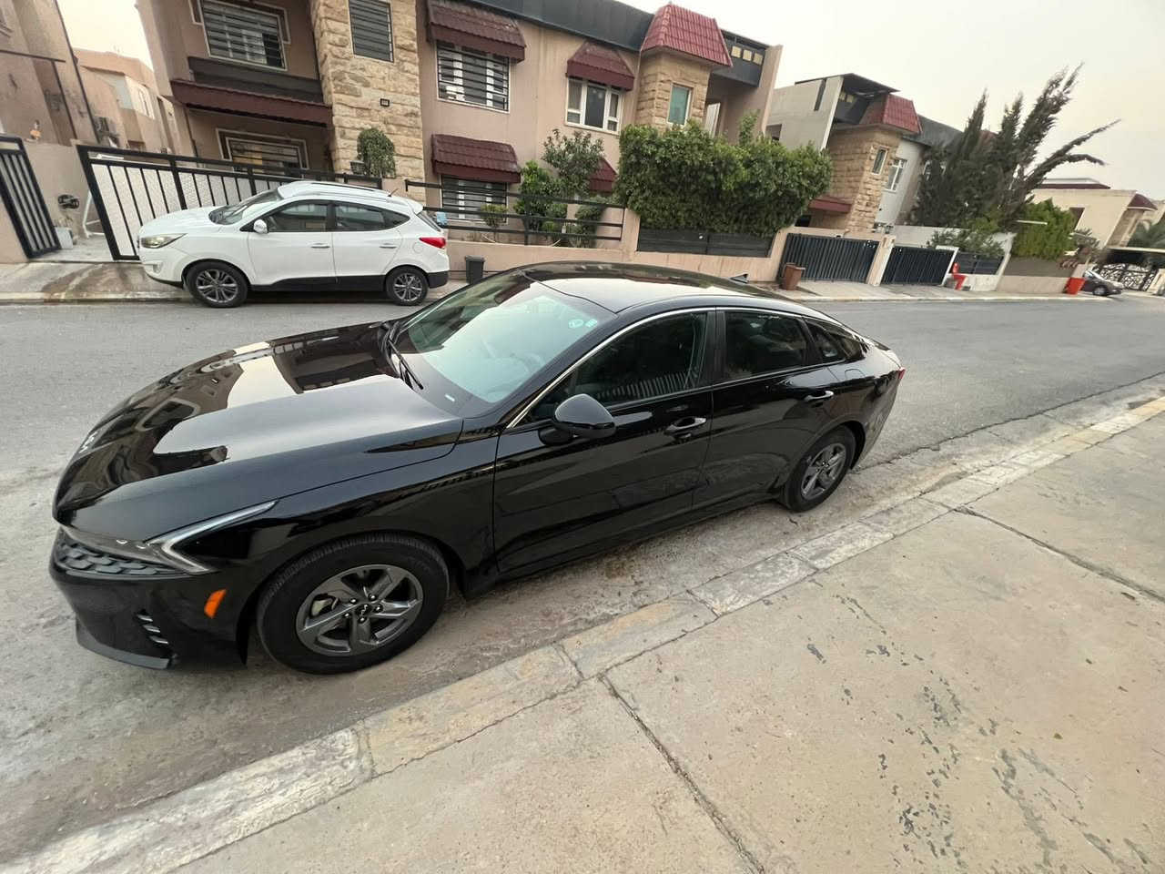 كيا K5  2024 مكينة 16 تيربو
وارد امريكي
الجاملغ اليسار الامام
ي بيه فد ملاحظه كلش صغيره
سنويه جديده وبأسمي 
رادار امامي 
تثبيت سرعه 
بصمة تشغيل 
تشغيل عن بعد 
ابواب بصمة 
تحديد مسار 
بجم كبس بدون ايرباكات
مكان السياره اربيل

مكينة كير مكفولات بشرط
سياره حيل حلوة ونظيفة 
ماتحتاج مصرف جاهزة من كلشي 

السعر 195 وبيه مجال 

رقم 

*********** 

 واتساب ***********
