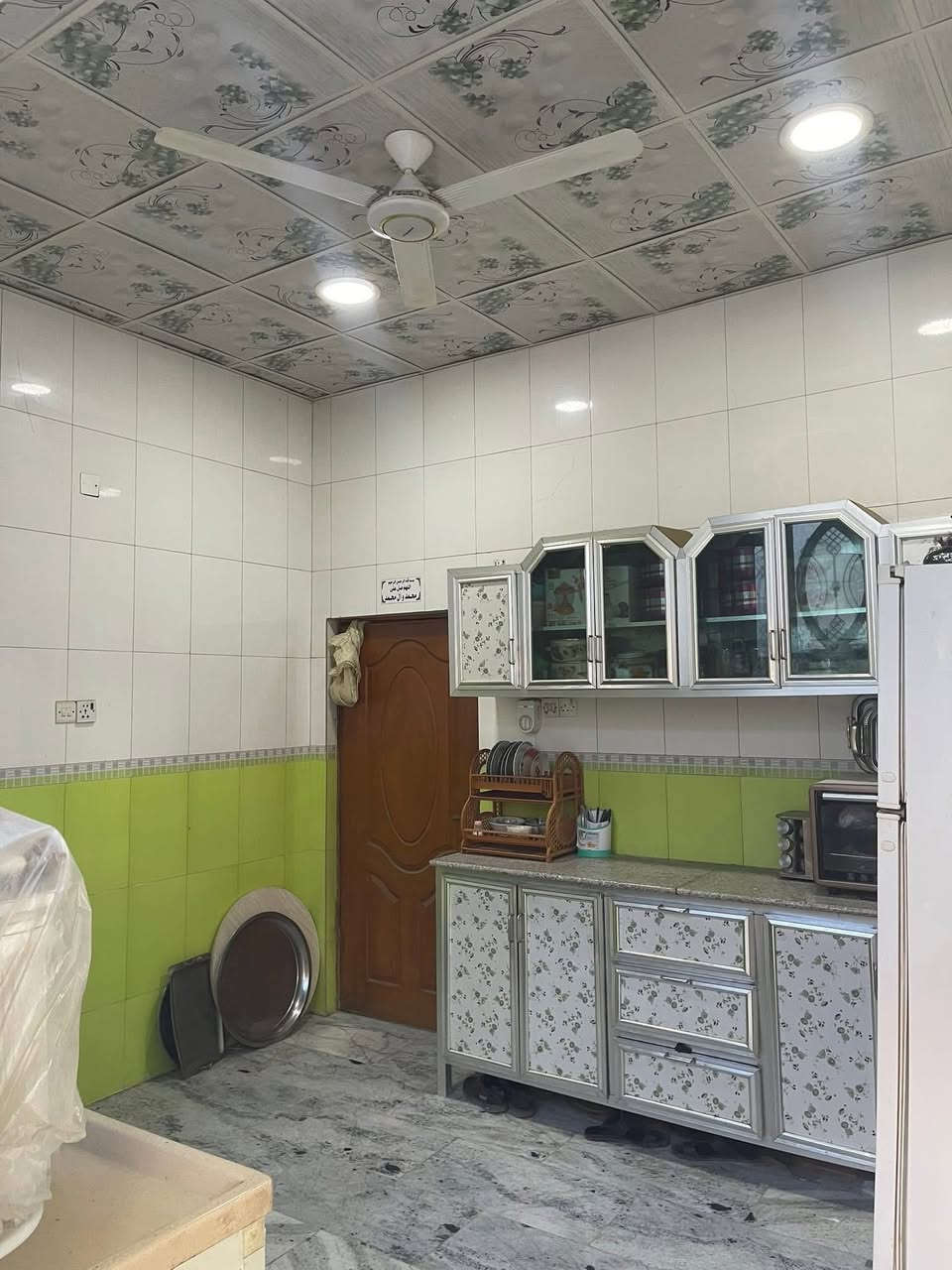 دار سكن للبيع 

العنوان / حي آور الاولى قرب جامع الحسن 

المساحه / 114 م 

تفاصيل البناء / طابقين مسلح 

ط١/ صاله استقبال غرفه مطبخ صحيات داخليه وخارجيه 

ط٢/ صاله غرفه صحيات 

للمزيد من المعلومات يمكنكم التواصل معنا على الرقم التالي 

***********

***********
