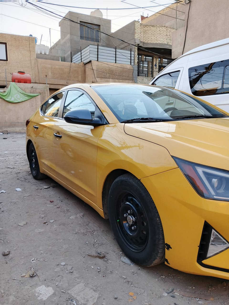 سلام عليكم النترا للبيع موديل 2020 وارد امريكي كير مكينه خير من الله تبريد ثلج حادثه موجود داخل الصور سعره 135 وبيه مجال مكان بغداد الامين الثانيه ه ***********
