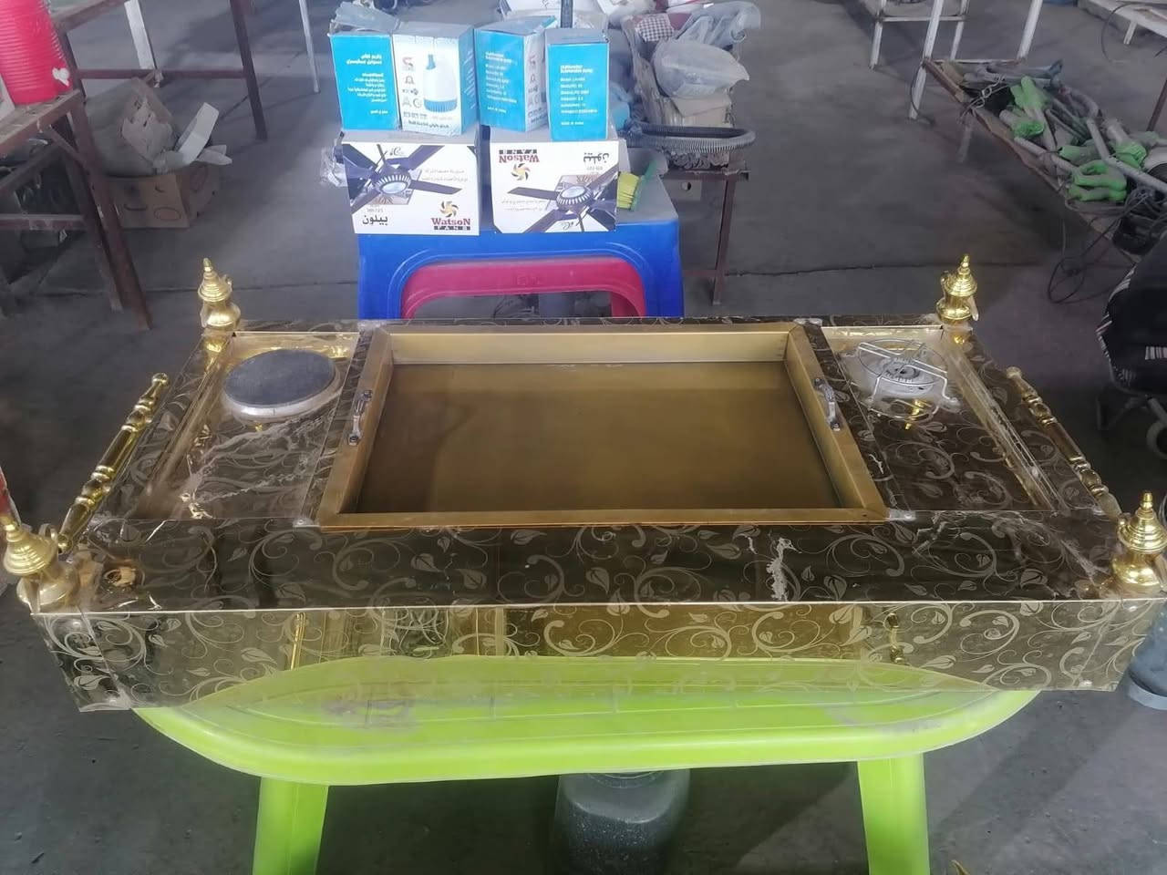 منتقله  ديوان
متر و ٢٠ الطول
العرض ٦٠
فحم وهيتر وغاز
سعر٢٠٠ الف 
 الرقم ***********
