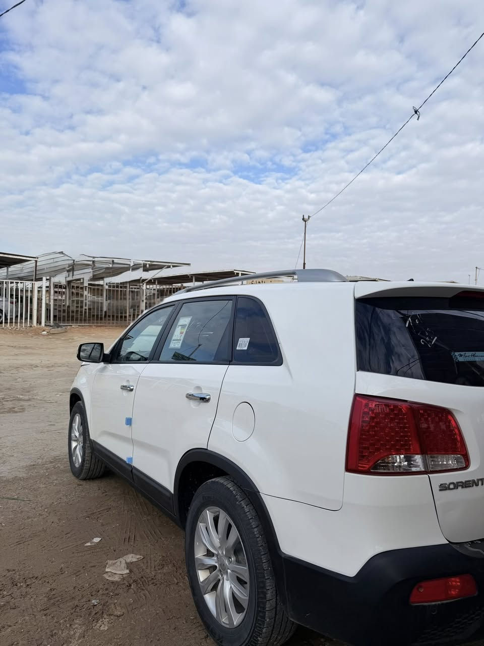 كيا سورنتو 2013 خليجي  6سلندر 7راكب 3قطع تبريد تخم تاير وحدادية جديد مكفول كير ومحرك وسيارة خالية من الصبغ  سونار مرفق مع الصور السعر 166 وبيها مجال السيارة موجودة بالديوانية 
للتواصل *********** اتصال /واتساب
