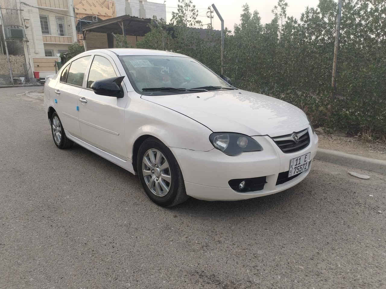 بروتون ٢٠١٣ للبيع سياره جاهزه كير محرك خير من الله دواخل نضيفه جدا كشر حلو بيهه صبغ دعاميات وبارد بالجاملغ شويه تدفئه تبريد ماشيه ١٦٠ سياره نضيفه وحلوه العنوان البياع *********** السعر ٧٠ بغداد, العراق
