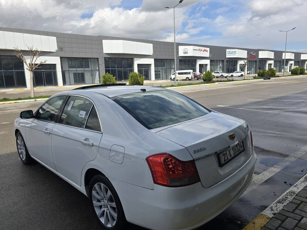 جيلى ئيميگراند 2014 
مواسه فات(توماتيك عادى جام و ئاوينه كاره با ناو زه رد كوشن جلد سلايت حاسه ويل كه ب) به شه رتى(گير و مه كينه و ته بريد و كه رمى و ته قه و ره قه 
ته حويل غرامه به شه رت بوياخ يه ك به له ى بجوك بى ليدراو و شت نرخى ٧٧ كه لاو معامه له سه ياره كه نمونه يه له جوانى و باكى مشته ريت تيل بكه *********** سليمانى ناو شار السليمانية, العراق
