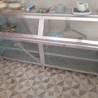 ميز محل • ٢٫٥م • جام ٤مم