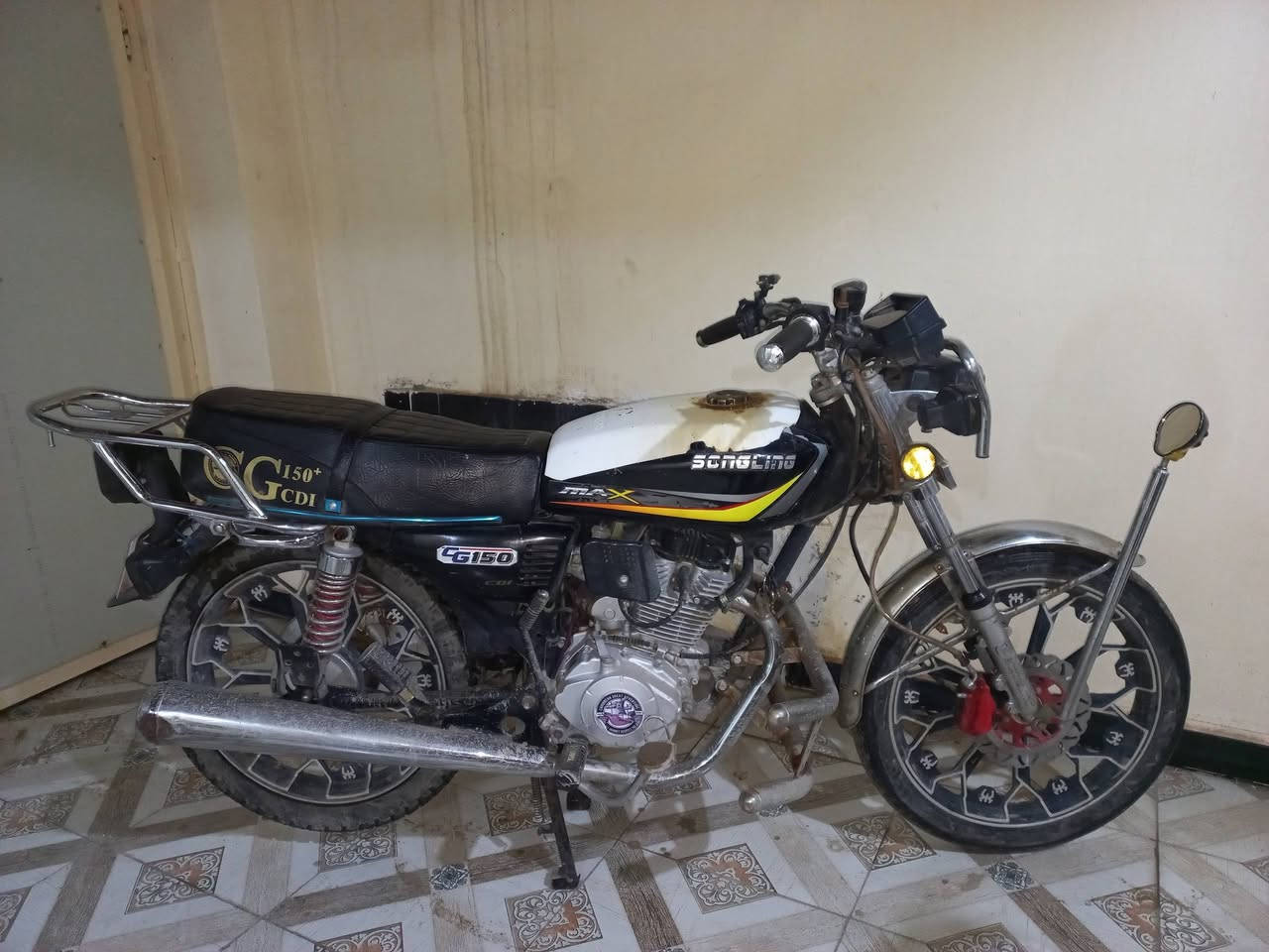 سيفان موديل 2024 أوراق كامله دراجه جديده مكان شهربان ***********
