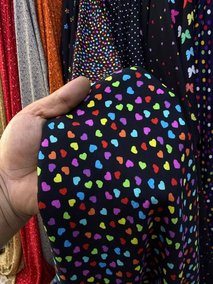 كشمير ايطالي الخامة الثقيلة القطني قطع محدودة لحابة تحجز ويوجد خدمة توصيل


**إذا كنت صاحب هذا الإعلان وتريد حذفه لأي سبب، رجاءا أرسل رسالة إلى الدعم الفني**