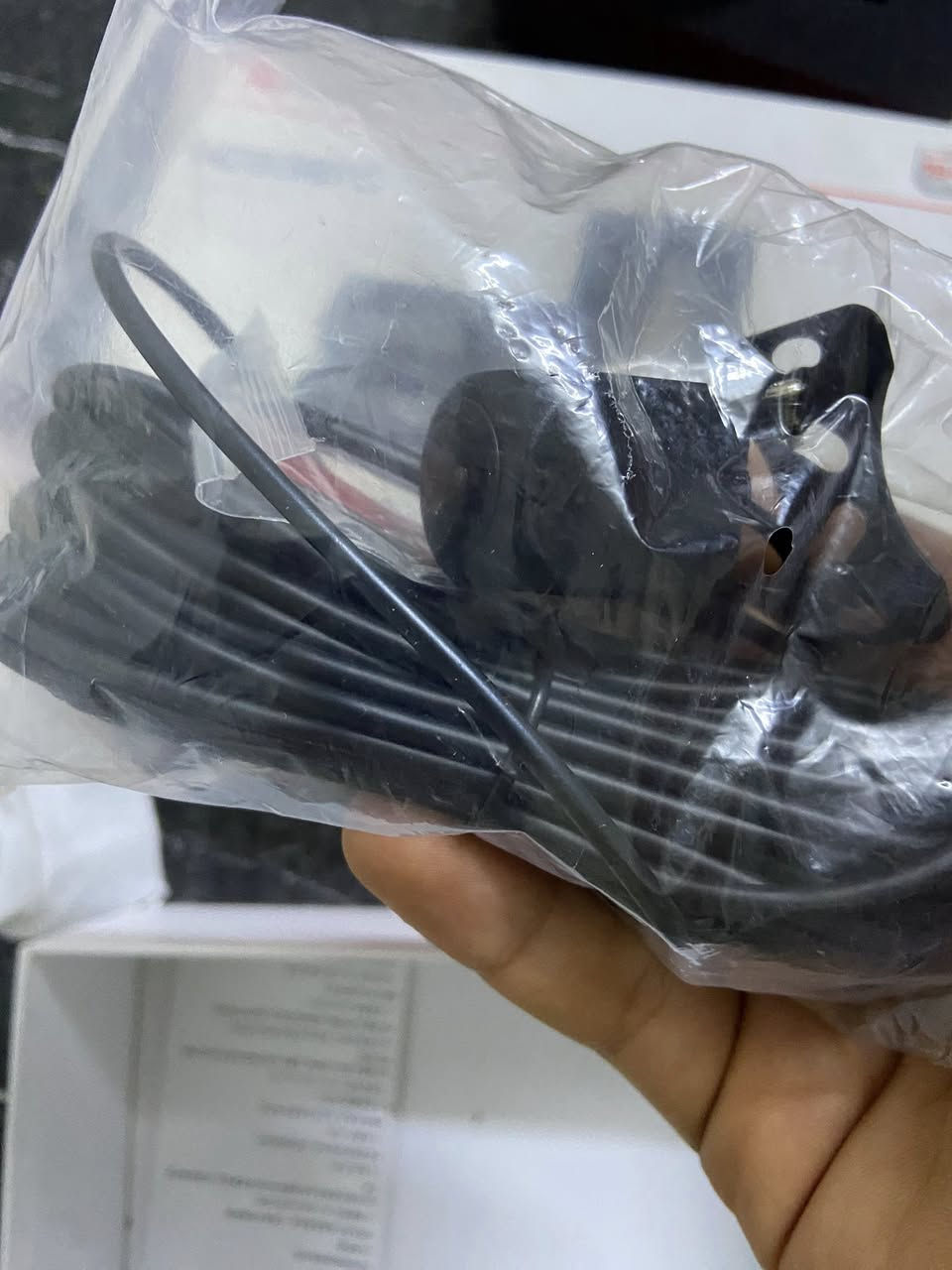 سلام عليكم 
داش كام معه جميع ملحقاته 
كامره اماميه وكامره خلفيه 
سعر 70 وبي مجال 
مكان بغداد سيديه 
رقم ***********
