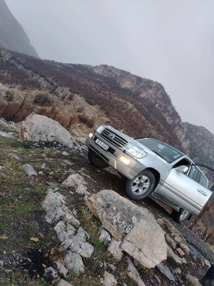 مونيكا ٢٠٠٦ سه يارهكي زور توندو توله كيرو مه كينه و اكسل به شه رت نه نه وي تا ٢٠٣٠ نوي يه جوار تايه و ويلي له كي شه ريكه م بوبه ستاوه سيستم غازي يتالي و به نزين ١٤٧هه زار رويشتوه سبوغ حامه ناو به تانه كاني جوانه بوزانياري زياتربه يوه ندي بكه***********🌹🌹سحر ١٣٨ و محامه له سه كفو شاني له سه ر كه بسي كوراوه أربيل, العراق
