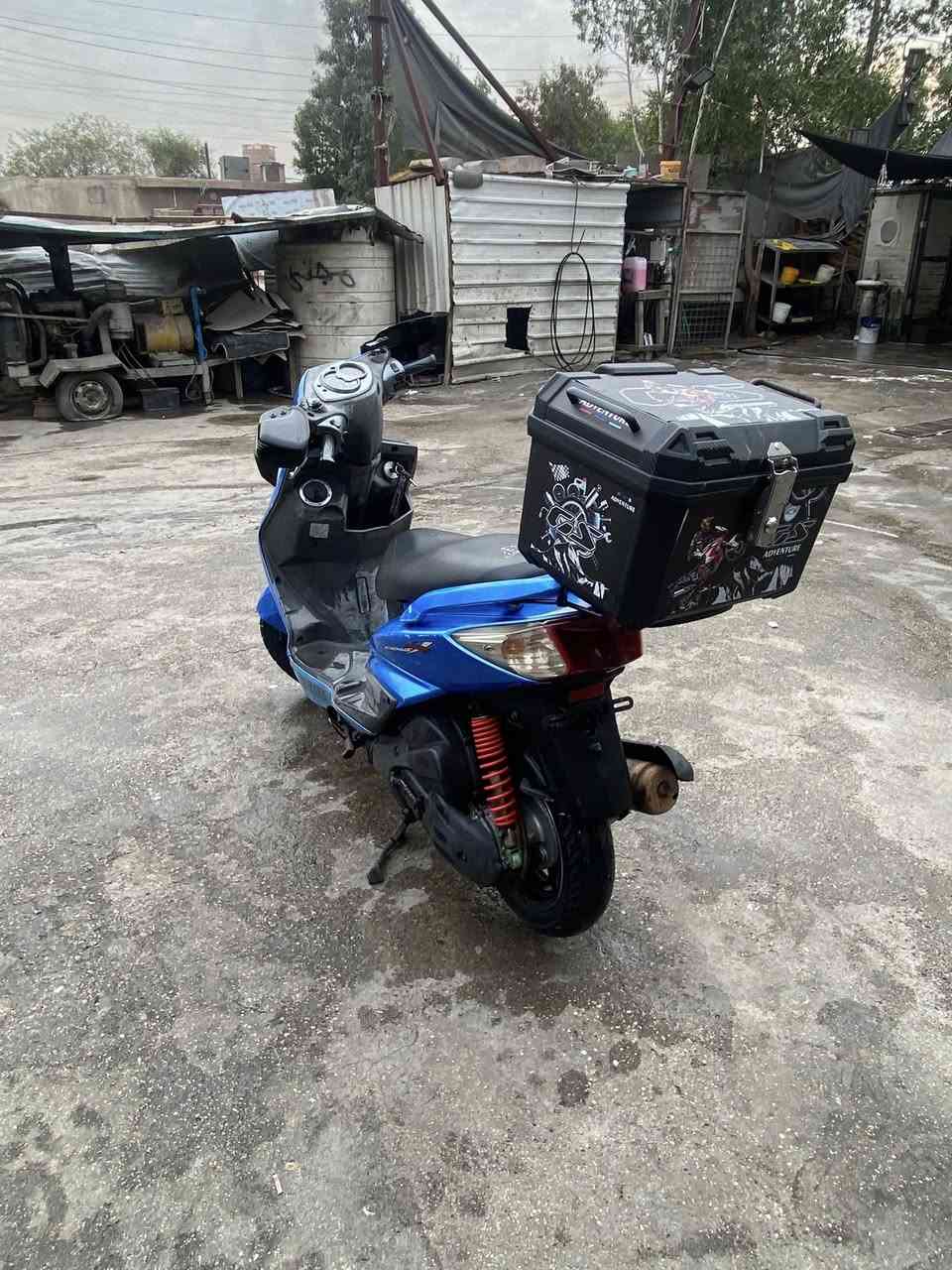 سلام عليكم سكنس فحل للبيع الدراجه جديده وصار شهرين من نازله من الرمبه بيها فقط اشخوط بل صفحه مكينه كفاله عامه فر عليه فيتريت بغداد كلها اذا مفتوح بيه شي تاخذه ابلاش السعر ٩٥٠ وبيه مجال للتواصل ***********
