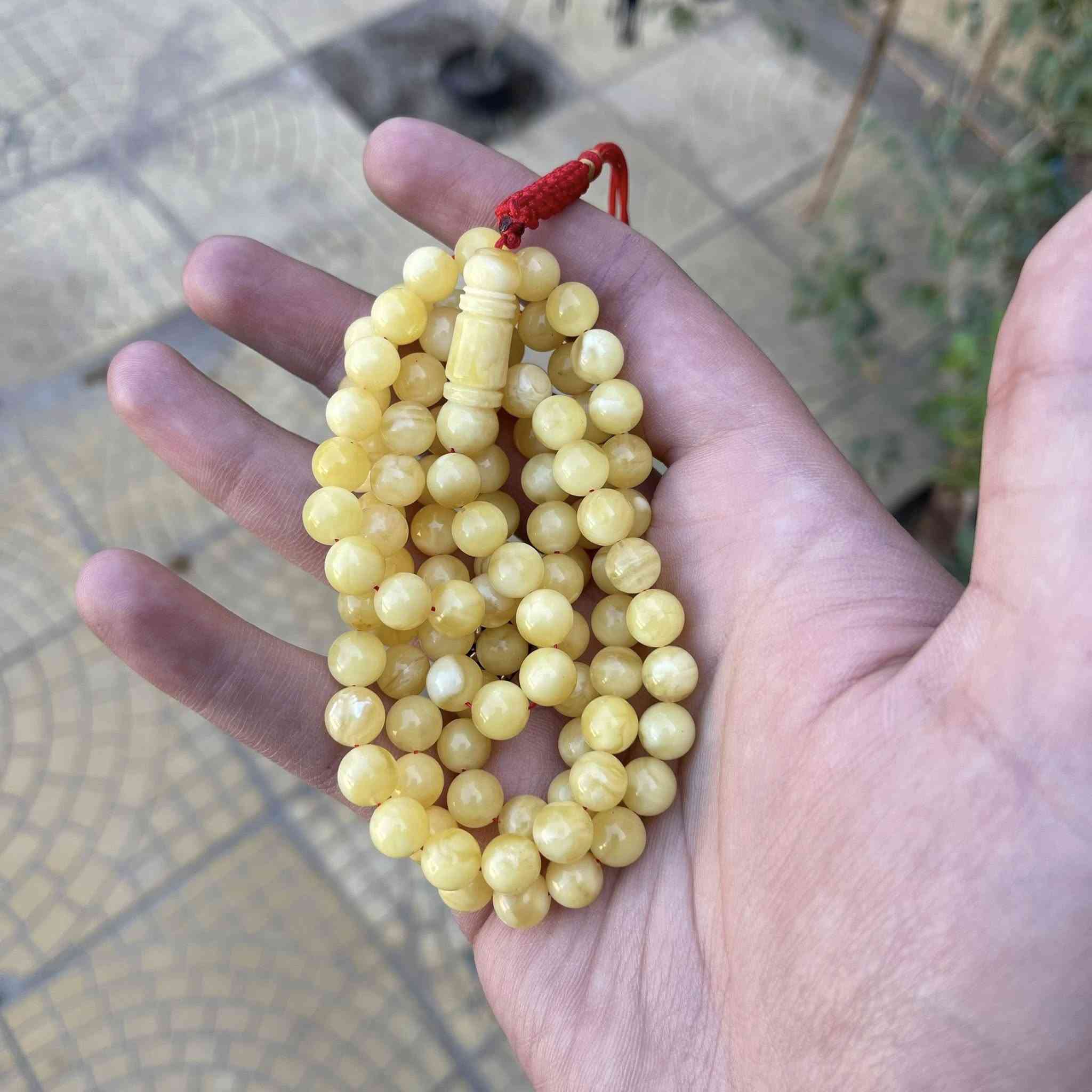 عروض شهر رمضان المبارك ٣ مسابيح كهرب كل مسباح بي عرض خاص واذا كلهن سعر خاص ايضاً
المسباح الاول : كهرب بولوني خامة شجرية قديمة ماخذة لون سوبر تبارك الرحمن فرز الكويت وشغل الكويت دبل فواصل قياس واحد الحبات والشاهد ستندر
تفاصيل المسباح :

الوزن : ٤٠ غرام
العدد : ٥٧ حبة

المسباح الثاني : كهرب كلنكرادي بيض حمام جبس شجري خامة تربل سوبر فرز وشغل الكويت المسباح دبل فواصل و الشاهد ستندر الخرز طكة وحدة وقياس واحد سوبر ما شاء اللّٰه تفاصيل المسباح :

الوزن : ٢٦ غرام
العدد : ٨٩ حبة
القياس : ٧ / ٩,٥ ملم

المسباح الثالث : كهرب كلنكرادي جبس بعسل خامة خد وخد تربل سوبر شاهد ستندر فرز يدوي قياس واحد وطكة وحدة المسباح تفاصيله :

الوزن : ٣٩ غرام
العدد : ٩٩ حبة

ضمان مدى الحياة على المسابيح كهرب حر طبيعي مكفولات من الحرارة و الضغط و الاسالة وجميع انواع المعالجة

للاستفسار التواصل خاص 
يوجد توصيل لجميع محافظات العراق وشمال العراق


**إذا كنت صاحب هذا الإعلان وتريد حذفه لأي سبب، رجاءا أرسل رسالة إلى الدعم الفني**